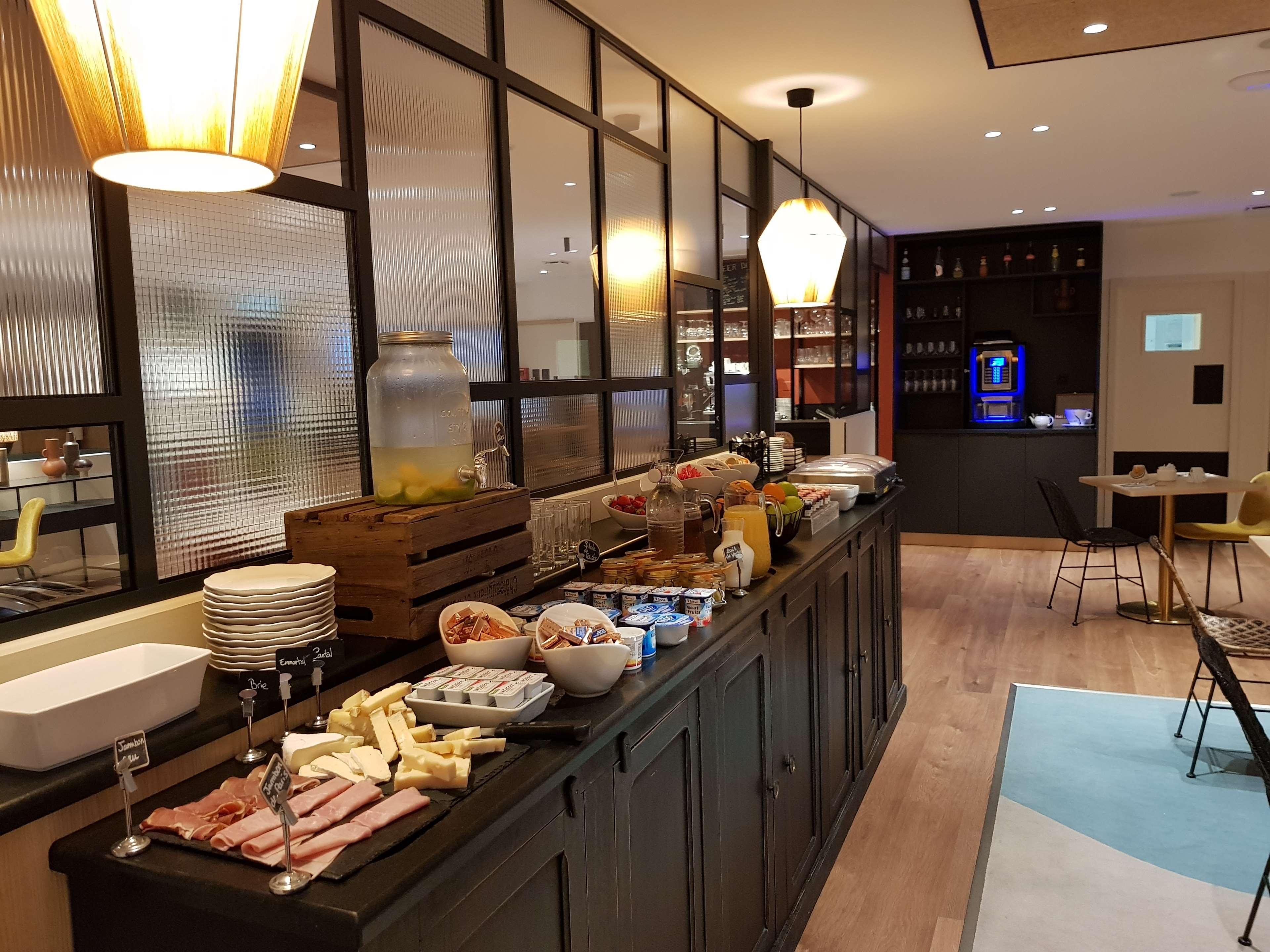 Kyriad Carcassone Ouest La Cite Екстериор снимка